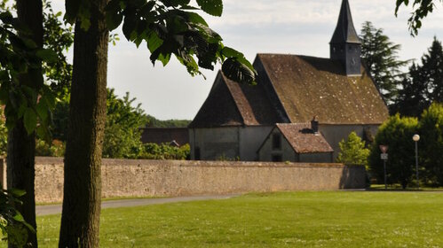 L'église et son jardin