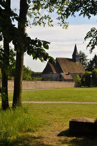 L'église et son jardin